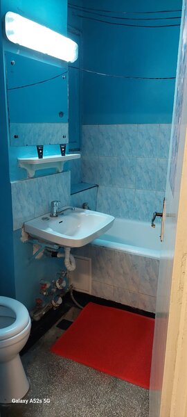 Eroii Revolutiei, proprietar,